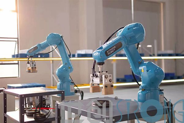 世創(chuàng)科技響應(yīng)國家新基建，對科技和產(chǎn)業(yè)變革，將智能制造融入不銹鋼產(chǎn)業(yè)的詮釋。