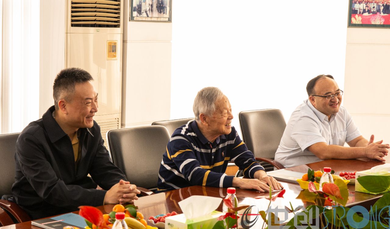 原國家機械部副部長賈成炳到訪世創科技