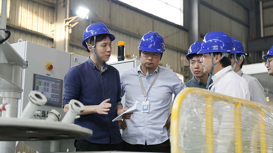 1703476817166980.jpg 季華實驗室研究人員一行蒞臨世創科技3.jpg